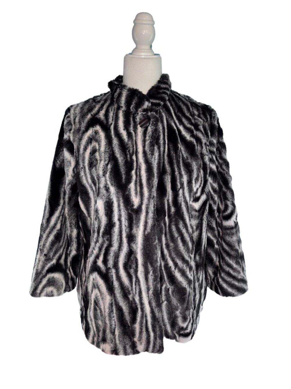 Alfred Dunner Faux Fur Jacket Size 10 Black Gray Textured Coat Soft Plush